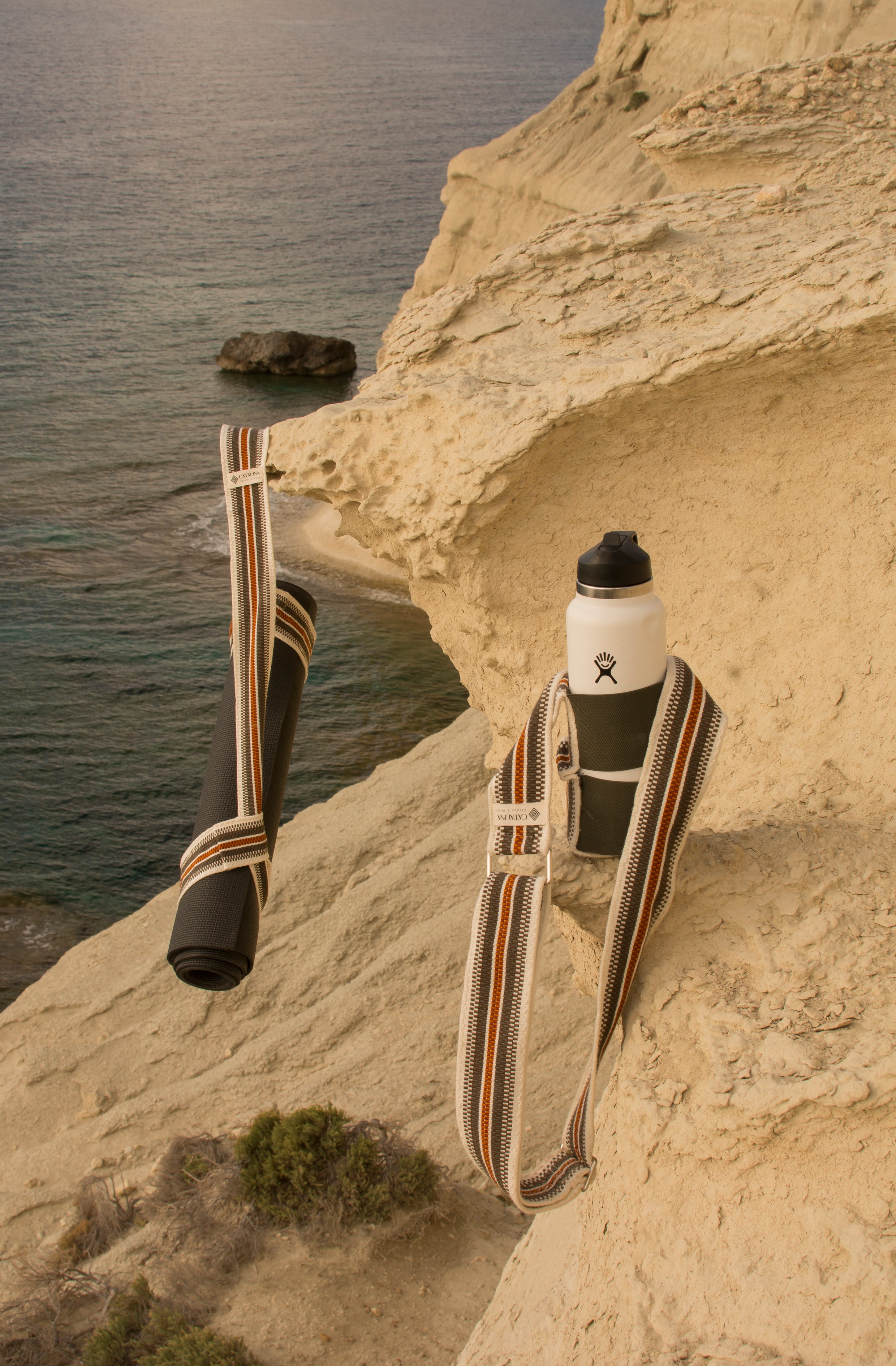 stunning bottle straps